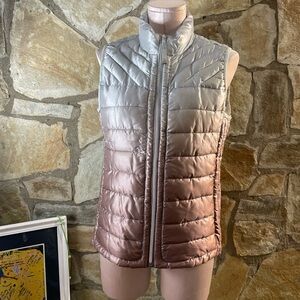 Gap Women's Gradient Puffer Vest